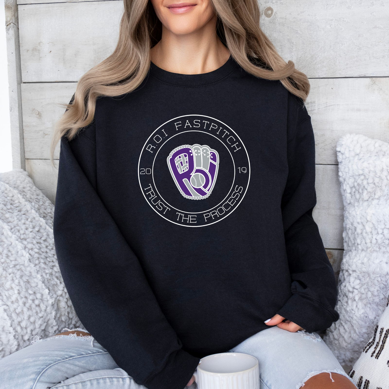 Sweatshirts & Hoodies